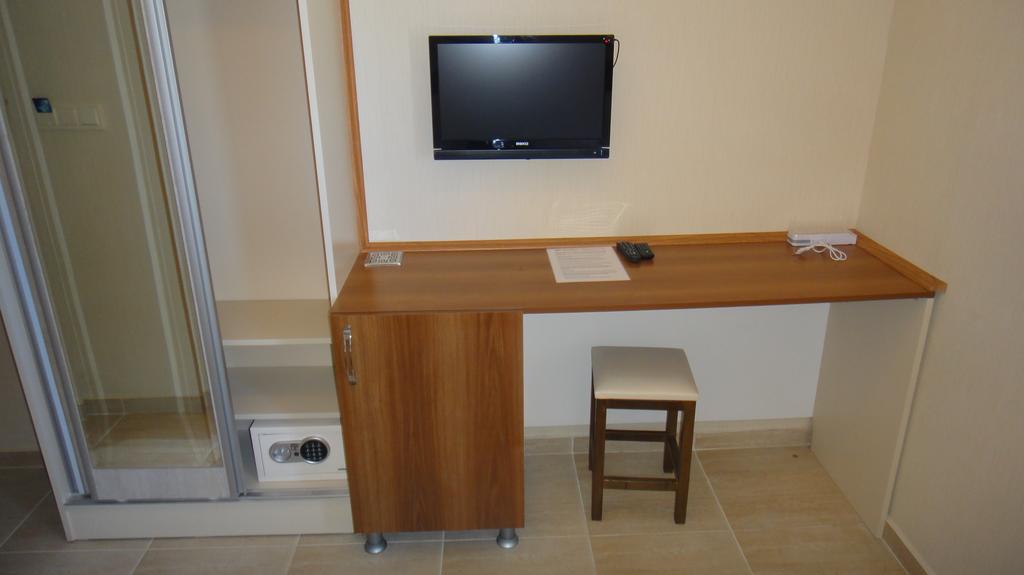 Golden Stone Butik Otel Кешме Номер фото